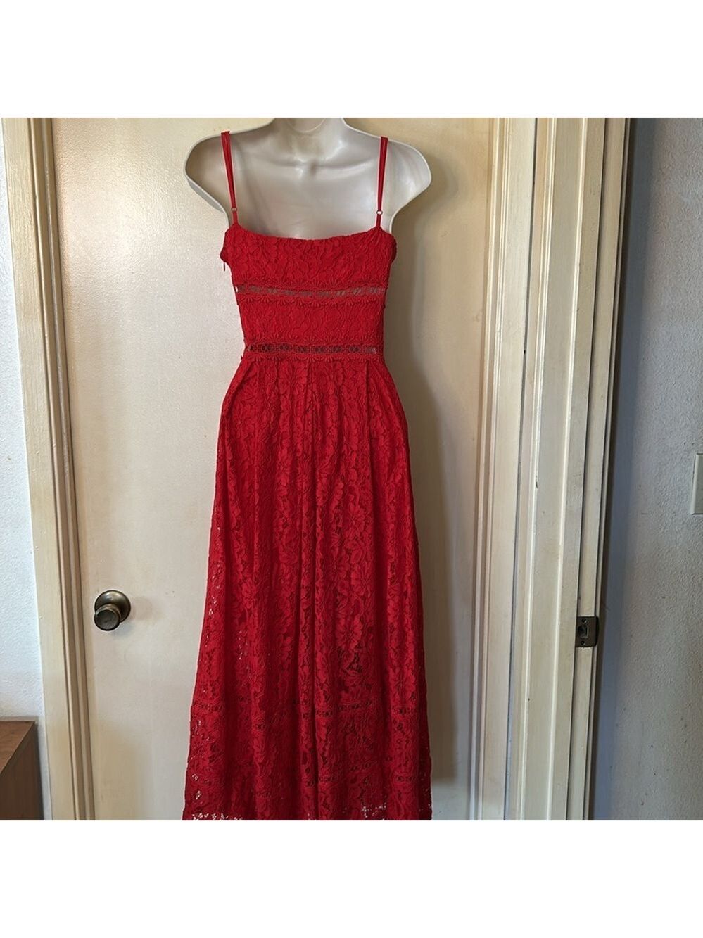 NSR Red lace tea length dress size S - Picture 7 of 13